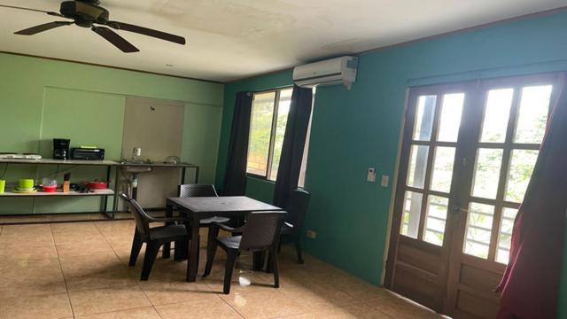 Be My Guest Cabinas Puerto Viejo de Talamanca Екстер'єр фото