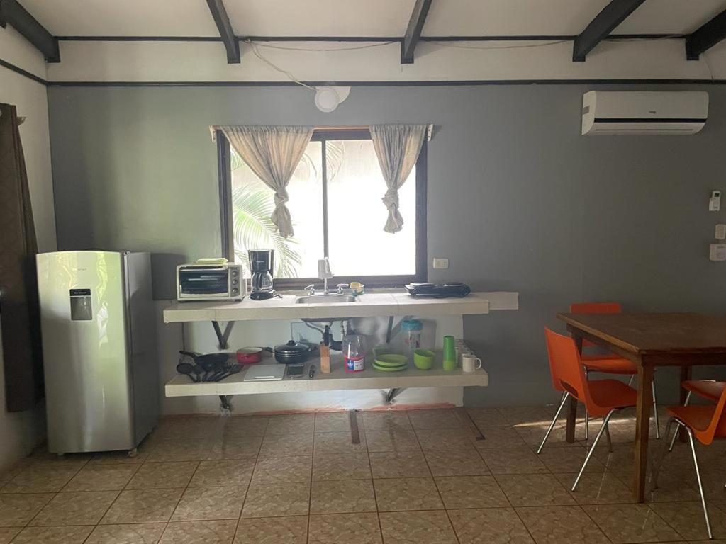 Be My Guest Cabinas Puerto Viejo de Talamanca Екстер'єр фото
