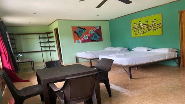 Be My Guest Cabinas Puerto Viejo de Talamanca Екстер'єр фото