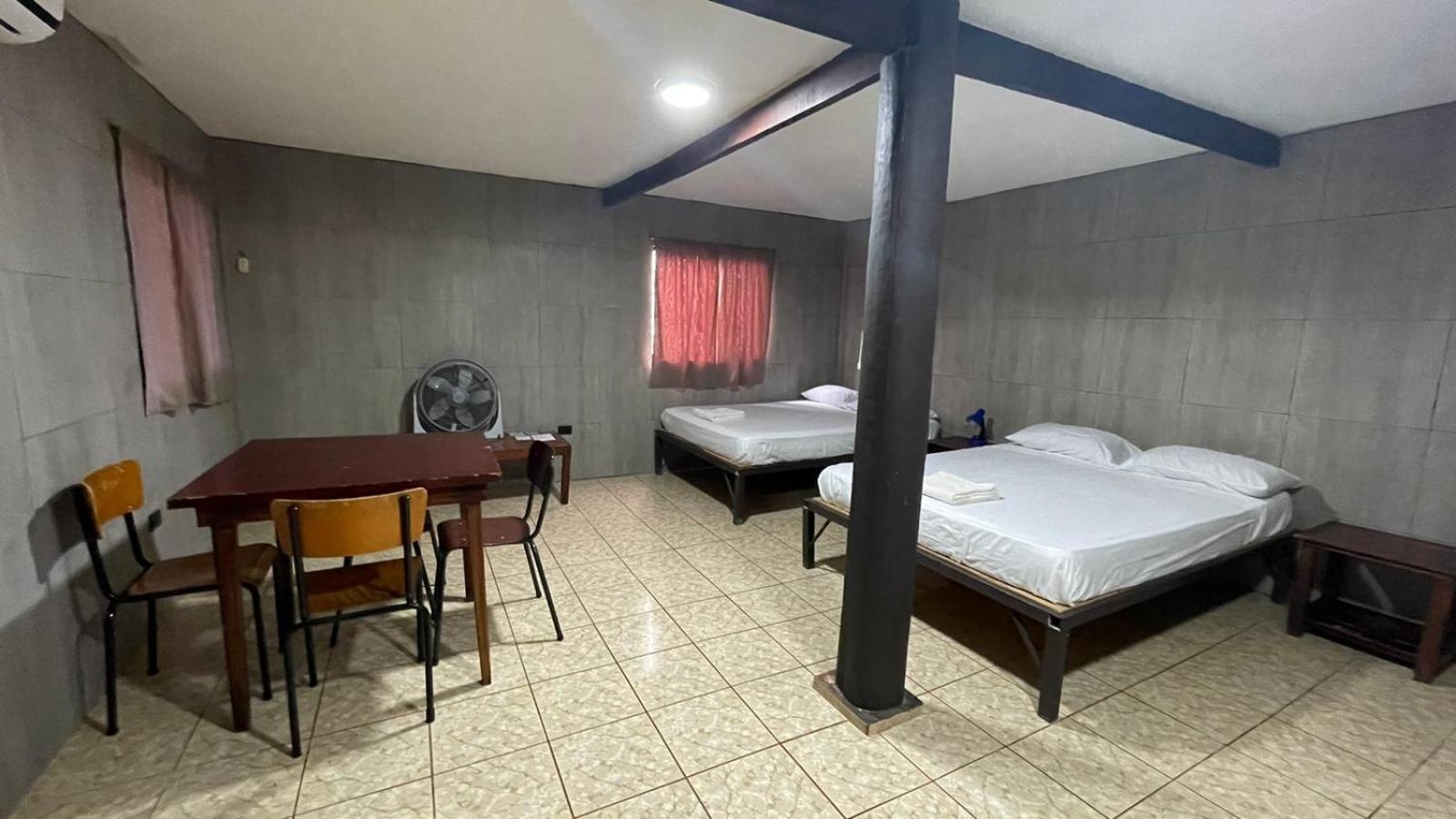 Be My Guest Cabinas Puerto Viejo de Talamanca Екстер'єр фото